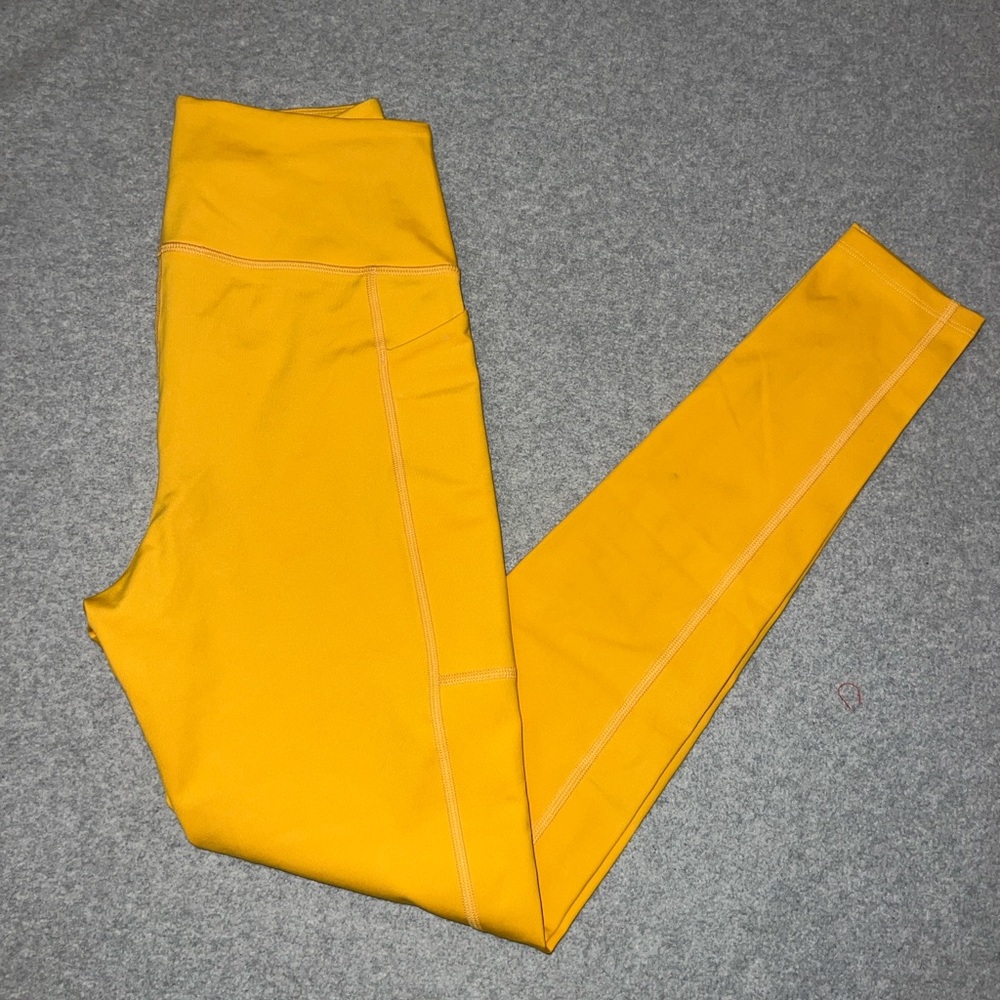 Girlfriend Collective // Compressive High-Rise Legging // Golden Glow